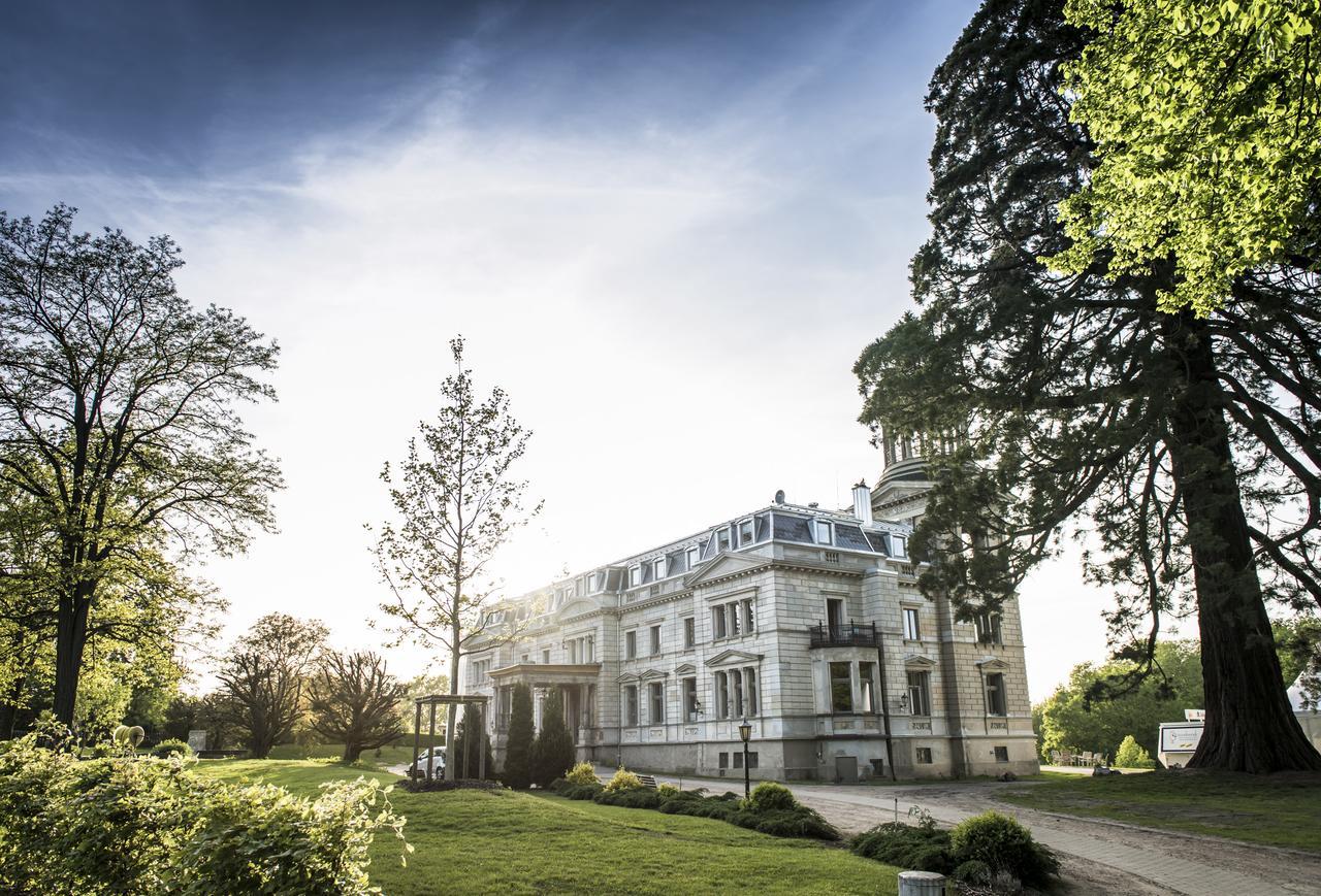 Schloss Kaarz Mit Park Eksteriør billede